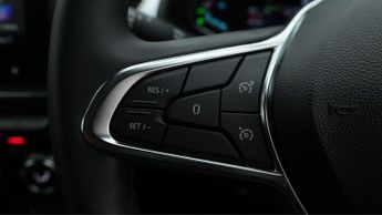 Renault Captur TECHNO E-TECH