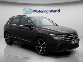 Volkswagen Tiguan R-LINE TSI DSG