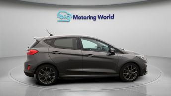 Ford Fiesta ST-LINE