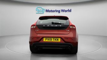 Volvo V40 T3 INSCRIPTION EDITION