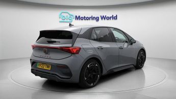 CUPRA Born V3