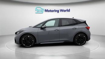 CUPRA Born V3