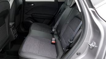 Renault Captur TECHNO E-TECH