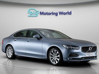 Volvo S90 T4 MOMENTUM PLUS