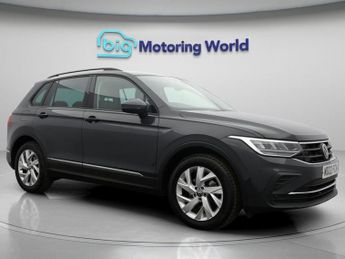Volkswagen Tiguan LIFE TSI DSG