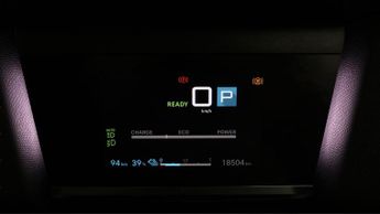 Citroen e-C4 X SHINE PLUS