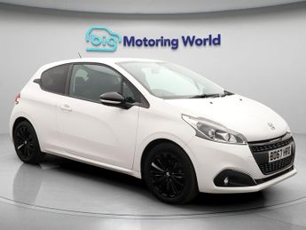 Peugeot 208 BLACK EDITION