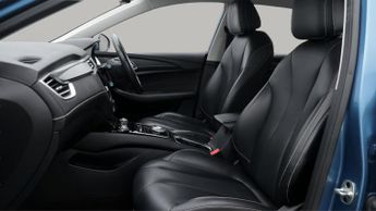 MG MG5 EXCLUSIVE