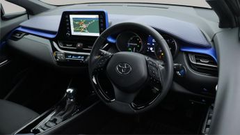 Toyota C-HR DYNAMIC
