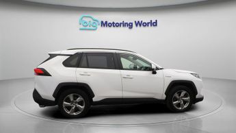 Toyota RAV4 VVT-I DESIGN