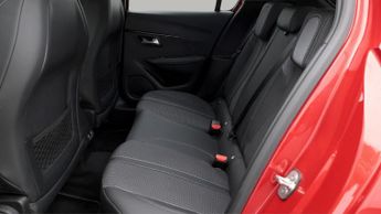 Peugeot E-208 GT