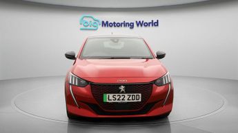 Peugeot E-208 GT
