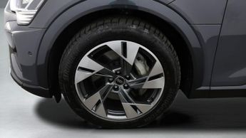 Audi Q8 e-tron QUATTRO SPORT