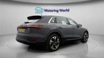 Audi Q8 e-tron QUATTRO SPORT