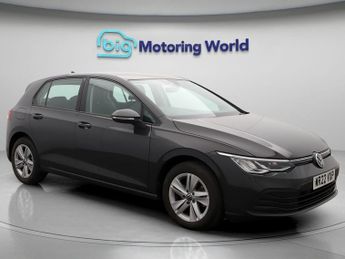Volkswagen Golf LIFE TSI