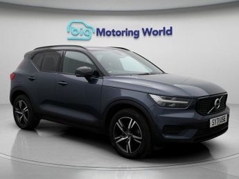 Volvo XC40 B4 R-DESIGN AWD