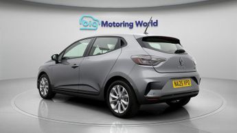 Renault Clio EVOLUTION E-TECH