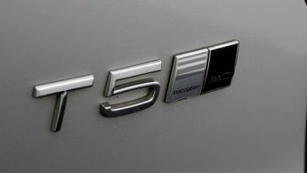 Volvo XC40 T5 INSCRIPTION PRO AWD