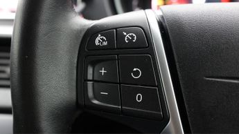 Volvo V40 T3 INSCRIPTION