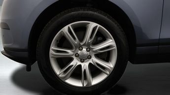 Land Rover Range Rover Velar SE