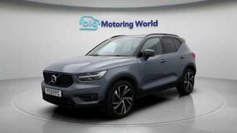 Volvo XC40 B4 R-DESIGN PRO