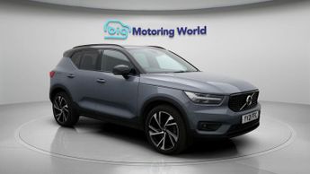 Volvo XC40 B4 R-DESIGN PRO