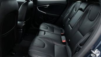 Volvo V40 T3 INSCRIPTION EDITION