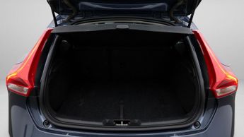 Volvo V40 T3 INSCRIPTION EDITION