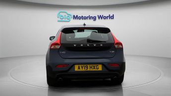 Volvo V40 T3 INSCRIPTION EDITION