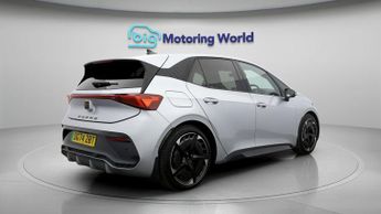 CUPRA Born V3