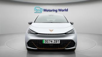 CUPRA Born V3