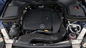 Mercedes-Benz GLC GLC 300 4MATIC AMG LINE