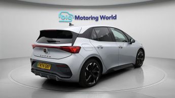 CUPRA Born V2