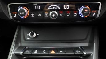 Audi Q3 SPORTBACK TFSI S LINE EDITION 1