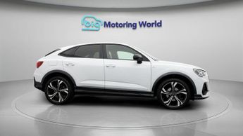 Audi Q3 SPORTBACK TFSI S LINE EDITION 1