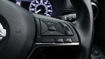 Nissan Juke DIG-T N-CONNECTA DCT