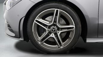 Mercedes-Benz CLA CLA 200 AMG LINE