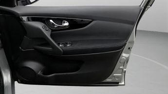 Nissan Qashqai DIG-T ACENTA PREMIUM DCT