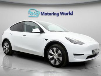 Tesla Model Y BASE
