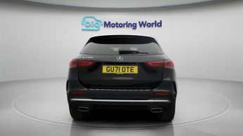 Mercedes-Benz GLA GLA 250 E AMG LINE