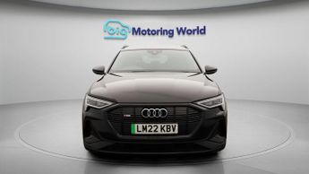 Audi e-tron QUATTRO BLACK EDITION