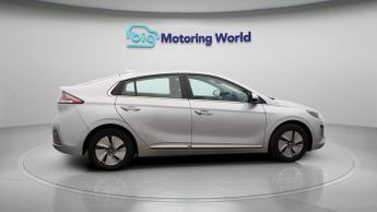 Hyundai IONIQ PREMIUM