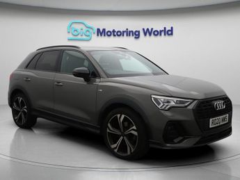 Audi Q3 TFSI S LINE EDITION 1