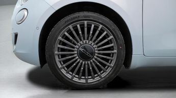 Fiat 500e C LA PRIMA