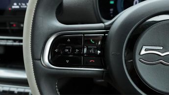 Fiat 500e C LA PRIMA