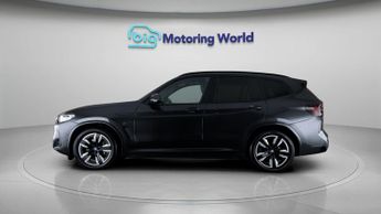 BMW iX3 M SPORT