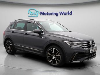 Volkswagen Tiguan R-LINE TSI DSG
