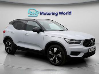Volvo XC40 RECHARGE T4 R-DESIGN
