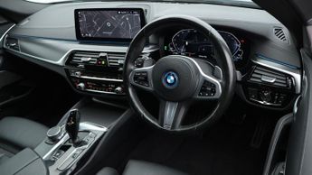 BMW 5 Series 530E M SPORT