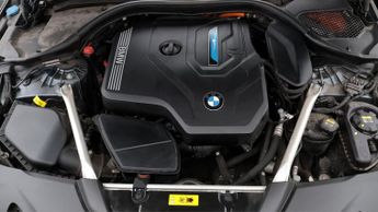 BMW 5 Series 530E M SPORT